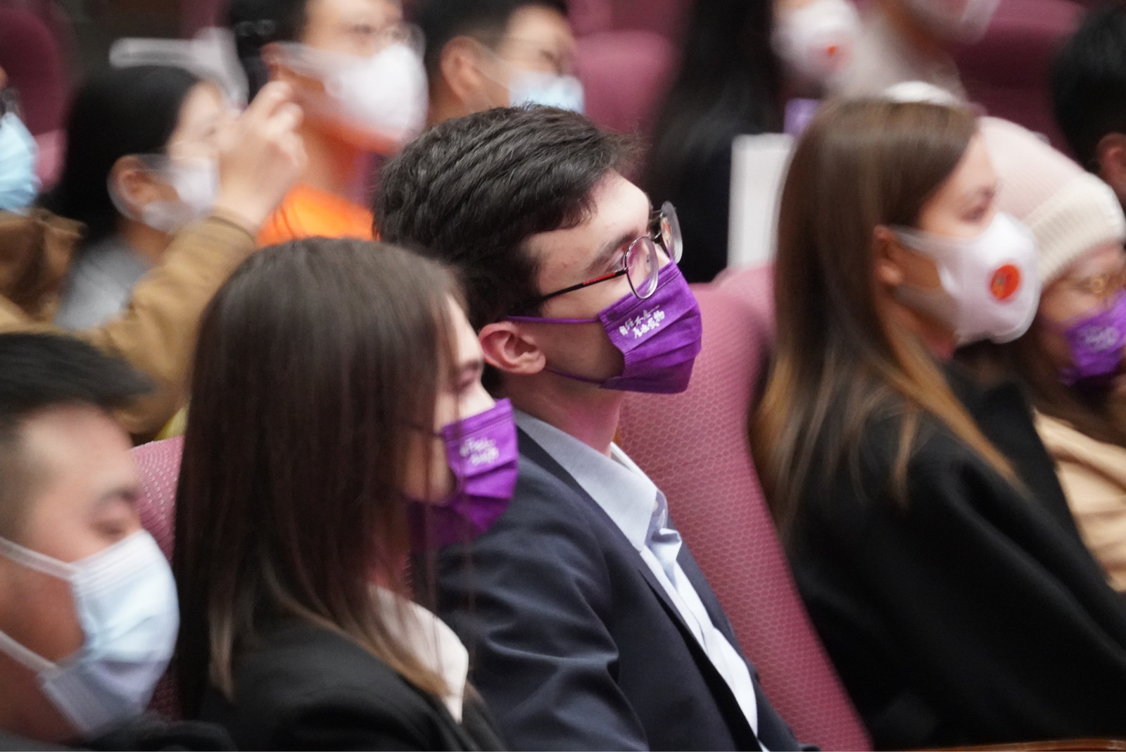 20221114-“全球Z世代热议二十大”论坛在中国十大娱乐赌博城网址举行-中国日报-现场观众1.jpg